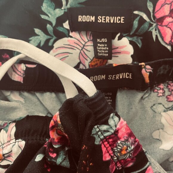 Room Service  Women's 2 Piece Pajama Set  Top & Crop Pants Multicolor Size  XL - Picture 5 of 5